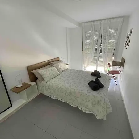Carmenes 2 Apartment